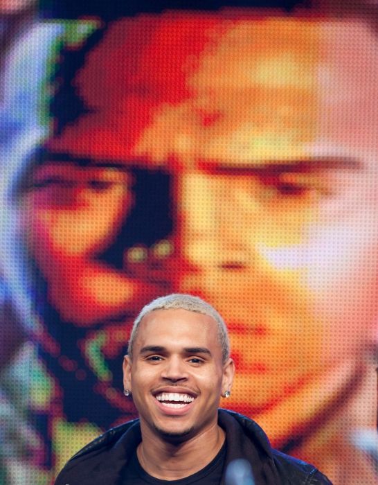image.custom300x0.dimg_ Chris Brown Earns First Billboard #1 album of his career with F.A.M.E..  