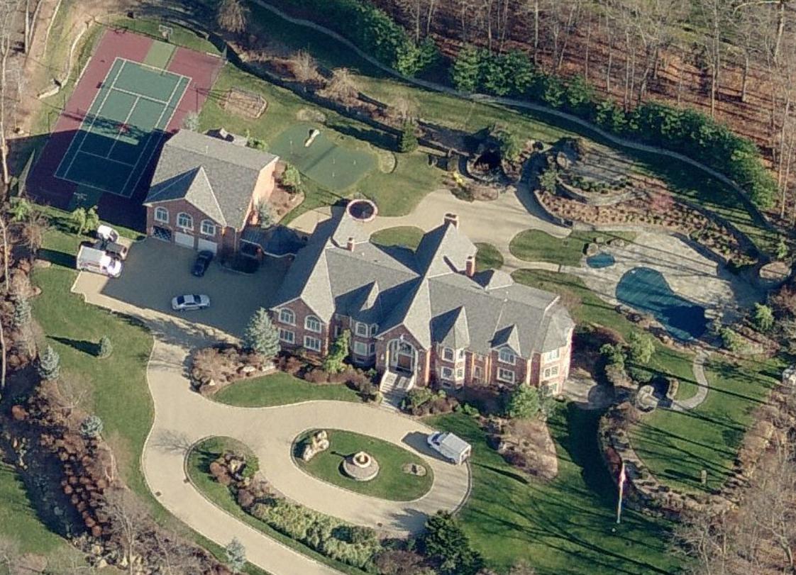 2mds3mr Diddy Puts His New Jersey Mansion On The Market For $13.5 Million  