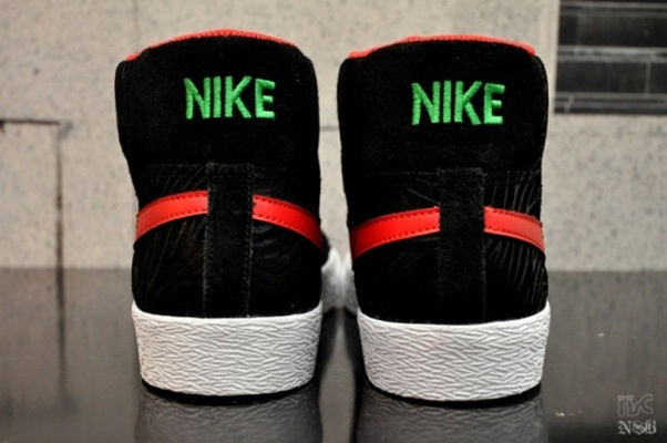 20110727-063833 Nike SB Blazer "A Tribe Called Quest"…  