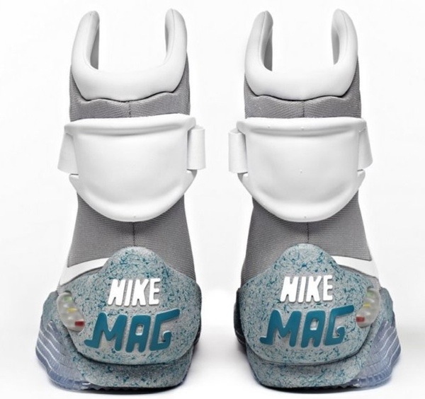 20110909-084032 Nike Air Mags "McFlys"  