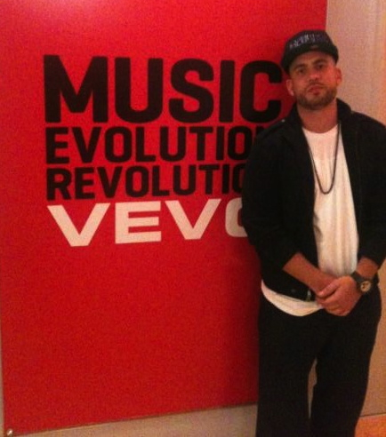 DJDrama_VEVO-2 DJ Drama Talks About The 3 Key Influences That Made Him A Star W/ Vevo  