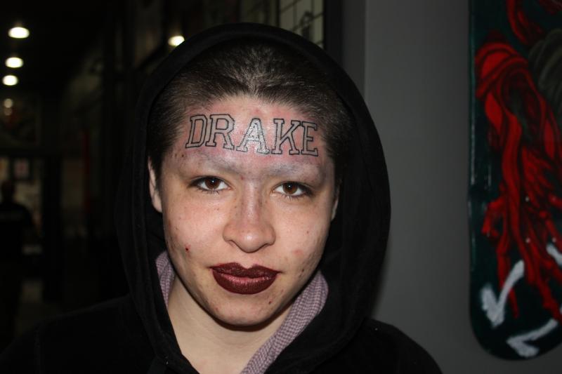 IMG_3955 Drake Talks Woman’s Forehead Tattoo "Tatt My Name On You So I Know It's Real" (Video)  