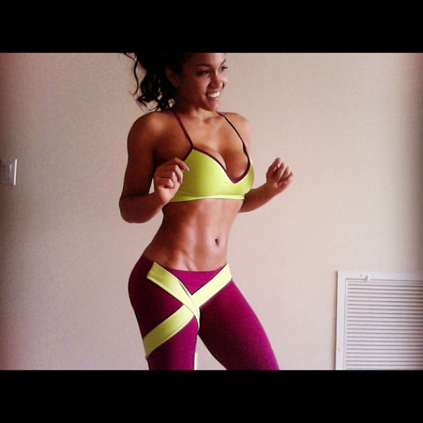 5a4666f003f911e180c9123138016265_7 Rosa Acosta TwitPic's Her Sexy Body & Calls @BWyche of @HipHopSince1987 Her BoyFriend (Tweet Inside)  