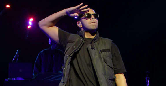 drake-concert-575-x-3001 Drake Announces Tour With Meek Mill, Waka Flocka, 2 Chainz, French Montana & J. Cole  