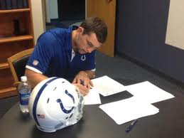 Luck Indy's Lucky Day: Colts Sign Andrew Luck via @eldorado2452  