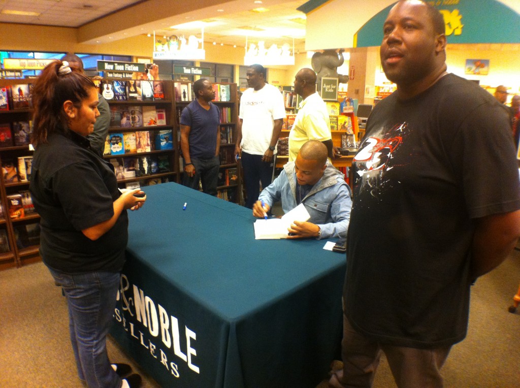 tip-2-1024x764 T.I. (@TIP) Atlanta Barnes & Noble "Trouble & Triumph" Book Signing (Photos)  